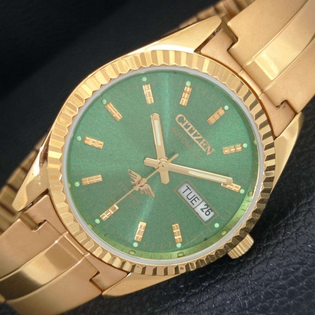 Vintage Xxx Citizen Automatic Mens Xxx Watch WDaydate  Xxx Accents